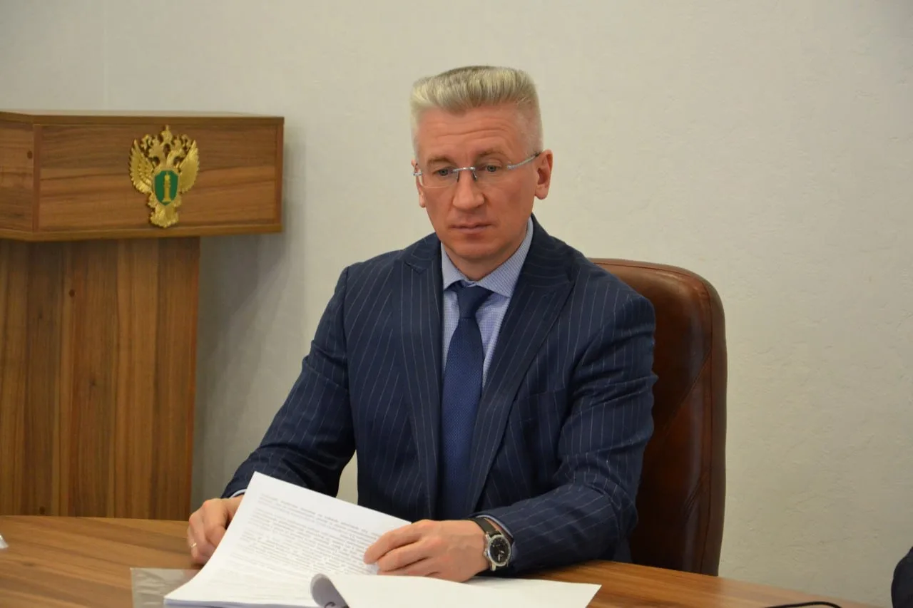Заместитель прокурора Саратовской области Дмитрий Симанович провел очередное заседание Совета наставников