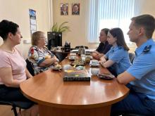 В прокуратуре Заводского района Саратова состоялась встреча молодых специалистов с ветераном прокуратуры области Любовью Анатольевной Назаровой